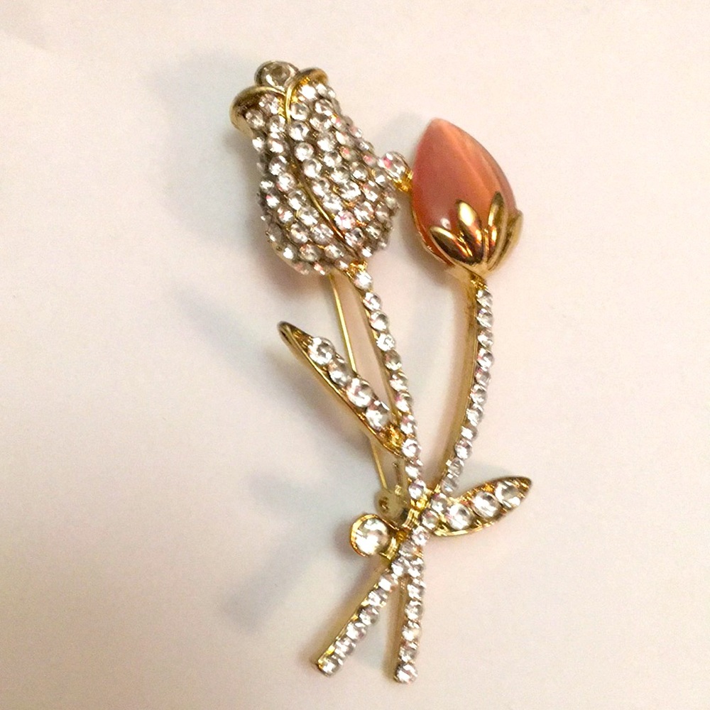 Double pink and rhinestones roses stems brooch